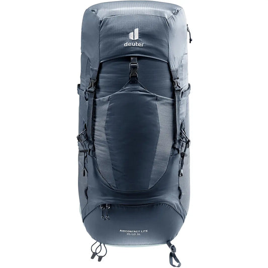 Ein blauer DEUTER Aircontact Lite 35+10 SL Wanderrucksack von deuter wird von vorne vor weißem Hintergrund gezeigt.