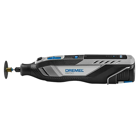 Ein Dremel 8250-5 12V Akku-Multitool in Grau mit Trennscheibenaufsatz, von der Seite gezeigt - ein modernes Akku-Multitool von Dremel, ideal für vielseitige Aufgaben.