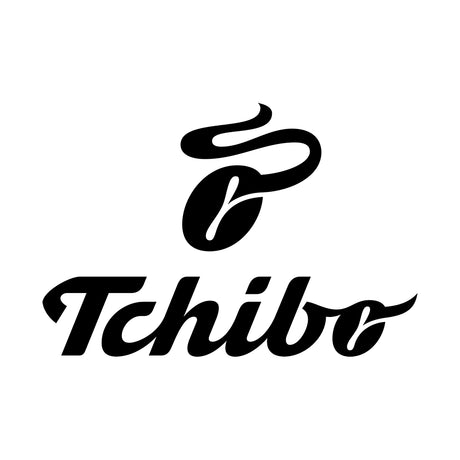 Tchibo Logo mit stilisierter Kaffeebohne und Dampf über dem Markennamen in Fettschrift.