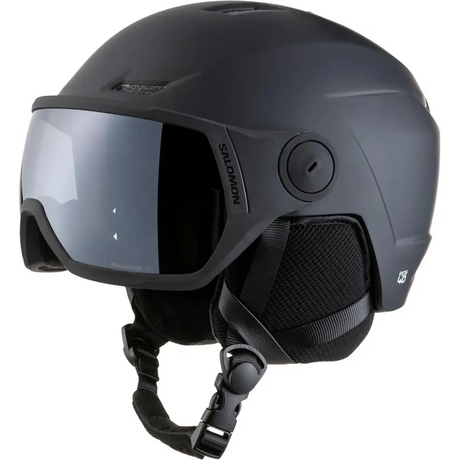 Der Salomon Pioneer LT Helm in Größe S und Schwarz bietet optimalen Schutz und Komfort dank EPS 4D Technologie, gepolsterten Ohrabdeckungen, verstellbarem Kinnriemen und leichtem In-Mold-Design.