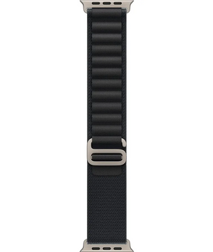 Das Apple Alpine Loop 49 mm M Uhrenarmband in schwarz ist ein schwarzes, strukturiertes Uhrenarmband mit Metallschließe und Steckern, entworfen für die Apple Watch, abgebildet auf weißem Hintergrund.