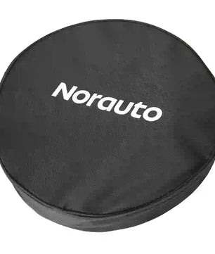 Runder schwarzer Deckel oder Tasche mit Norauto-Logo, von oben gesehen, mit weißer Schrift - ideal zur Aufbewahrung Ihres Norauto E-Ladekabels Typ 2, 32 A, dreiphasig, 22 kW, 5 Meter.