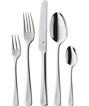 Fünf glänzende Besteckteile - Dessertgabel, Tafelgabel, Messer, Suppenlöffel und Teelöffel - aus dem WMF Denver Besteck-Set 60-teilig aus Cromargan-Edelstahl.