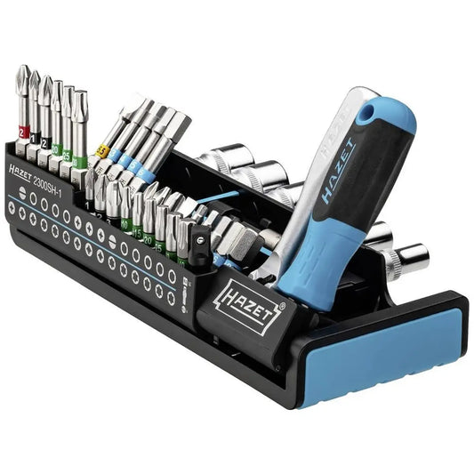 Das Hazet 2300SH-1 Bit-Set – blau umfasst einen Schraubendrehergriff, verschiedene Bits und Steckschlüsseleinsätze in einem blauen Halter – ein idealer Werkzeugsatz und ein Bit-Magazin für jeden Werkzeugkasten.