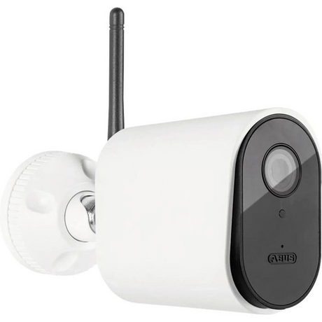 Die ABUS PPIC44520 WLAN-Außenkamera in Weiß verfügt über eine schwarze Vorderseite, eine schwarze Antenne und eine schwarze Wandhalterung. Diese ABUS-Sicherheitskamera nutzt bewährte IP-Sicherheitskameratechnologie und bietet eine hervorragende Infrarot-Nachtsicht für klare Bilder auch bei Nacht.