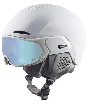 Der Alpina Alto QV Snowboardhelm in Weiß (Größe: 51) von Alpina verfügt über eine blau getönte, integrierte Brille und einen Kinnriemen, der auf einem schlichten Hintergrund abgebildet ist - ideal für stilvolle Wintersportler.