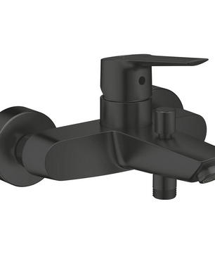 Die GROHE Start Badewannenarmatur von Grohe in Schwarz überzeugt mit modernem, mattem Design und abwärts gerichtetem Auslauf - perfekt für stilvolle Wandmontage an der Badewanne.