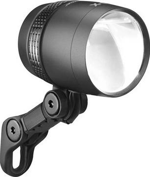 Der Busch & Müller Lumotec IQ-X T Senso Plus Dynamoscheinwerfer in schwarz, in der Seitenansicht mit Bügelhalterung, vor weißem Hintergrund.