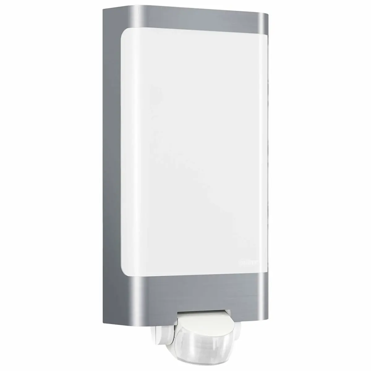 Die Steinel L 240 S LED-Außenleuchte – Silber von Steinel besticht durch ein modernes, rechteckiges Wanddesign mit einem Bewegungsmelder im unteren Bereich. Diese LED-Außenleuchte verbindet elegantes Design mit praktischer Funktionalität – der integrierte Bewegungsmelder sorgt dafür, dass die Leuchte nur bei Bedarf effizient leuchtet, und macht sie damit zur idealen Wahl für eine sichere und energiesparende Außenbeleuchtung.
