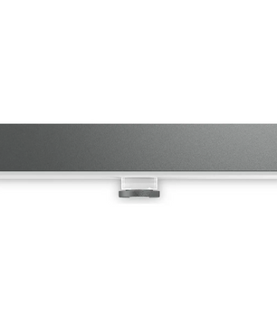 Die Steinel XSolar SOL-O Sensor-Außenleuchte – grau, eine rechteckige, graue LED-Wandleuchte von Steinel mit Sensor, ist von vorne vor einem weißen Hintergrund abgebildet.