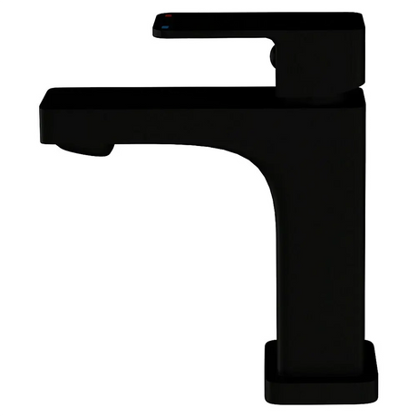 Die Camargue Marbella Waschtischarmatur in Schwarz von Camargue mit Keramikmischsystem und Einhebelgriff präsentiert sich vor einem schlichten weißen Hintergrund.