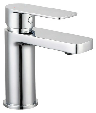 Die Camargue Cadiz Waschtischarmatur in Silber von Camargue überzeugt mit zylindrischem Sockel, Chromoberfläche und elegantem Einhebel-Design für einfache Bedienung.