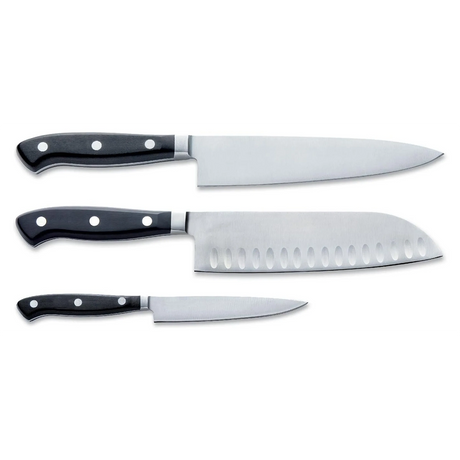 Drei Küchenmesser mit schwarzen Griffen, jedes in einer anderen Größe und mit einem anderen Klingenprofil, nebeneinander angeordnet – dieses „Friedr.Dick Premier Plus Eurasia Messerset – schwarz“ enthält ein vielseitiges Santoku-Messer für alle Ihre kulinarischen Bedürfnisse.
