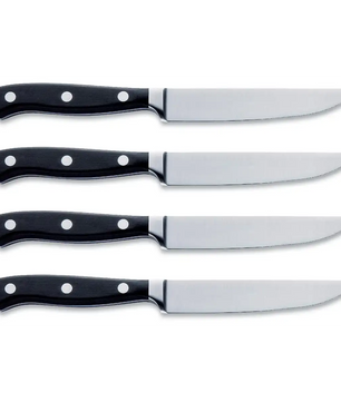 Vier „Friedr.Dick Premier Plus“-Steakmesser mit schwarzen Griffen und silbernen Klingen aus dem „F. DICK Premier Plus Steakmesser-Set – schwarz“ sind horizontal in einer Reihe auf weißem Hintergrund angeordnet.