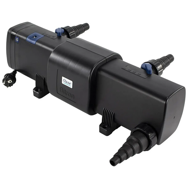 Das Oase Bitron C 36 W UVC-Vorklärgerät in schwarz, von Oase, verfügt über Schlauchanschlüsse und ein Netzkabel zur effektiven Wasserfiltration in Teichfilteranlagen, zur Bekämpfung von Schwebealgen.