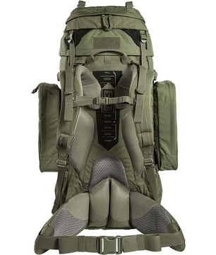 Tasmanian Tiger TT Range Pack MK II Hauptrucksack – grün von Tasmanian, hier von hinten gesehen, mit gepolsterten Trägern, zahlreichen Taschen, verstellbaren Gurten und einem modularen Design für vielseitige Aufbewahrungsmöglichkeiten beim Wandern.