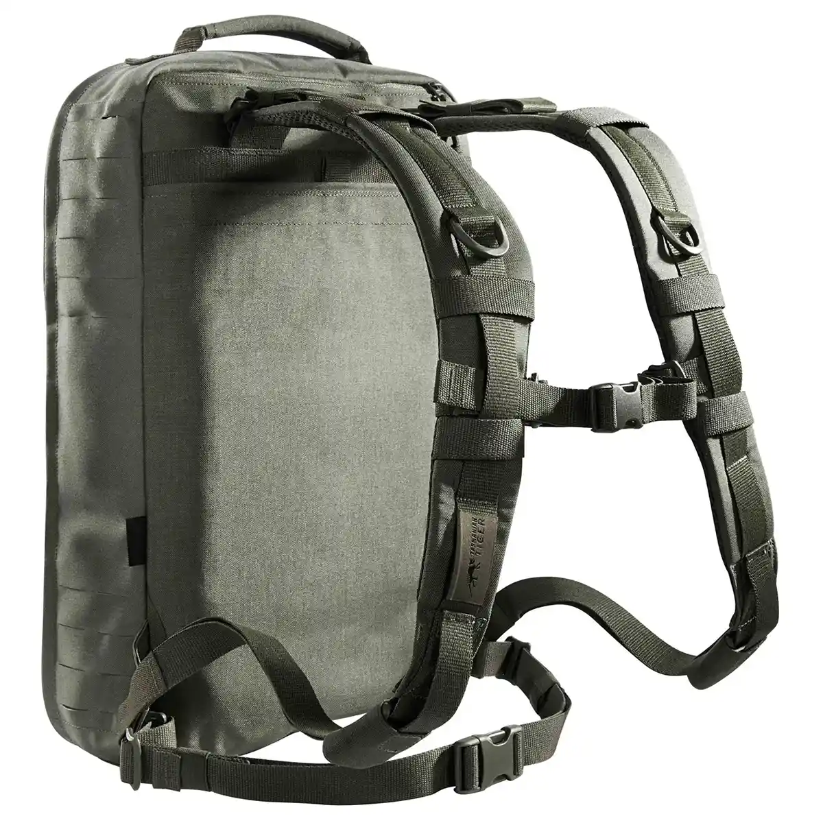 Der Rucksack „Tasmanian Tiger Medic Assault Pack L MKII IRR“ in Grün von Tasmanian verfügt über gepolsterte Schultergurte, einen Brustgurt und einen Hüftgurt zum sicheren Transport von medizinischer Ausrüstung (Abbildung von hinten).