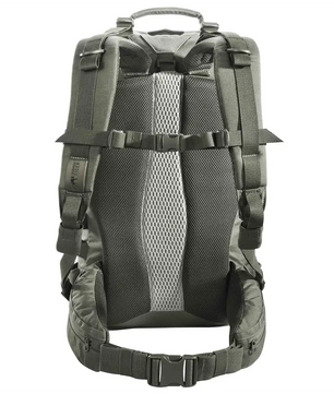 Der Rucksack „Tasmanian TT Mission Pack MKII IRR“ in Grau verfügt über einen gepolsterten Netzrücken, verstellbare Schultergurte und einen Hüftgurt – perfekt für den Einsatz mit taktischer Ausrüstung. Von hinten betrachtet ist er eine ideale Wahl von Tasmanian.