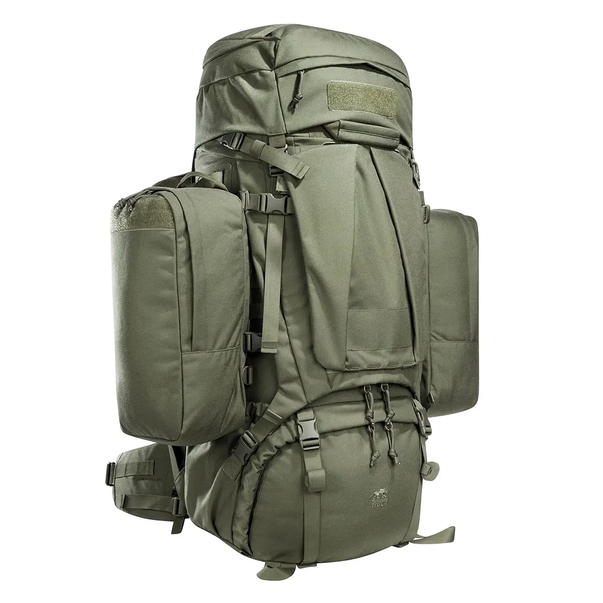 Der „Tasmanian Tiger TT Mil Ops Pack 80+24“ Einsatzrucksack in Grün verfügt über zahlreiche Fächer, Riemen und gepolsterte Schultergurte – ideal für Survival-Abenteuer oder als Einsatzrucksack auf anspruchsvollen Wanderwegen.