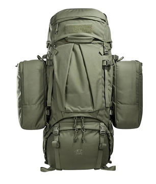 Der „Tasmanian Tiger TT Mil Ops Pack 80+24 Einsatzrucksack – grün“ von Tasmanian verfügt über mehrere Fächer und Seitentaschen und eignet sich daher ideal für Survival-Abenteuer. Hier auf weißem Hintergrund abgebildet.