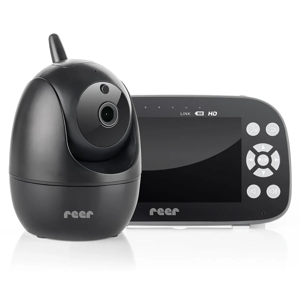 Das reer BabyCam Pro HD Move Babyfon in Schwarz verfügt über eine motorisierte Kamera und ein Handdisplay mit Bedientasten, die beide mit dem Schriftzug „reer“ versehen sind und sich vor einem weißen Hintergrund abheben; außerdem bietet es eine Infrarot-Nachtsichtfunktion für eine klare Überwachung bei Nacht.