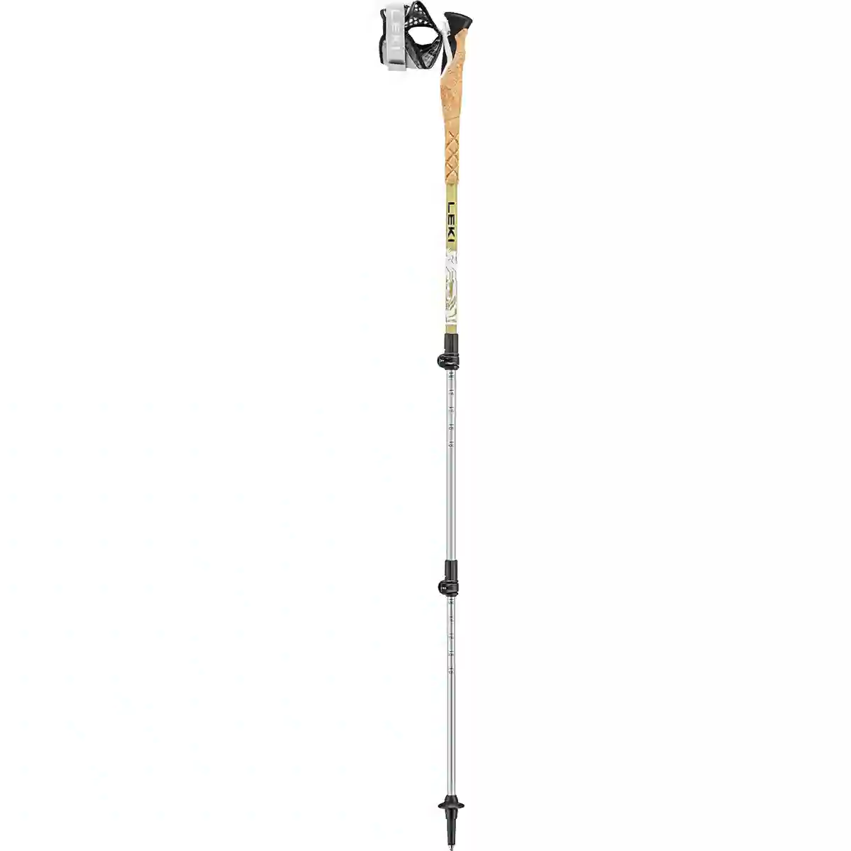 Die LEKI Cross Trail TA Trekkingstöcke - braun sind verstellbare Trekkingstöcke mit Korkgriff, robuster Aluminiumkonstruktion, Speed Lock+ Verstellsystem und einer Metallspitze, hier ausgezogen vor weißem Hintergrund.