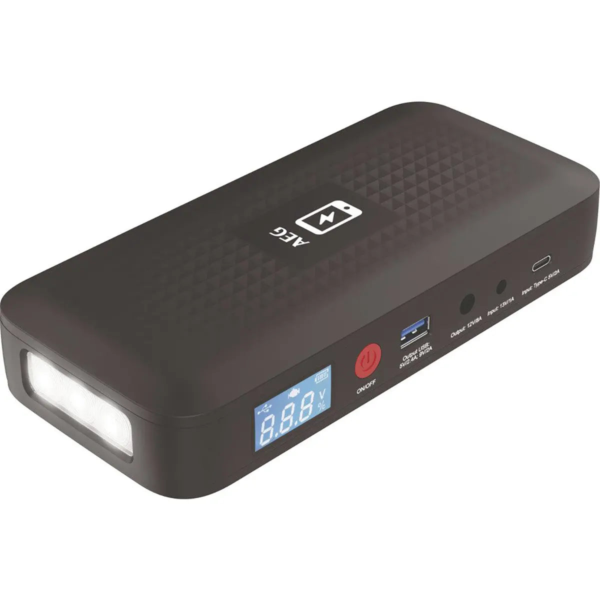 Das AEG JS 15 Starthilfegerät in Schwarz ist eine tragbare Powerbank mit LED-Anzeige, USB-Anschlüssen, Ein-/Aus-Taste und integrierter Taschenlampe. Dieses vielseitige Gerät von AEG, hier auf weißem Hintergrund abgebildet, eignet sich perfekt als mobile Energiesation oder zur Starthilfe für Autos, wenn Sie unterwegs zusätzliche Energie benötigen.