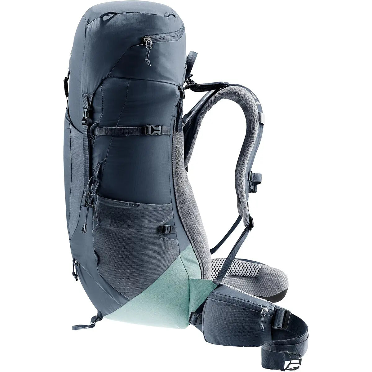 Der deuter Aircontact Lite 35+10 SL Wanderrucksack in blau verfügt über gepolsterte Träger und Hüftgurt, von der Seite betrachtet - ideal für mehrtägige Wanderungen.