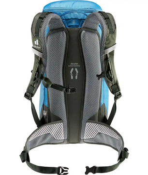 Der deuter DEUTER Trail 18 Wanderrucksack - blau zeigt sich von hinten und hebt die gepolsterten Träger und die Netz-Lendenwirbelstütze hervor - ideal für Ihr nächstes Outdoor-Abenteuer.