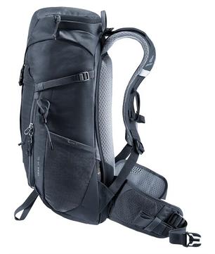 Der deuter DEUTER Trail 16 SL Wanderrucksack in schwarz mit gepolsterten Schultergurten, mehreren Reißverschlusstaschen und einem Netzhüftgurt ist ideal für Frauenwanderungen oder Klettersteige und bietet Komfort und Style wie das Original.
