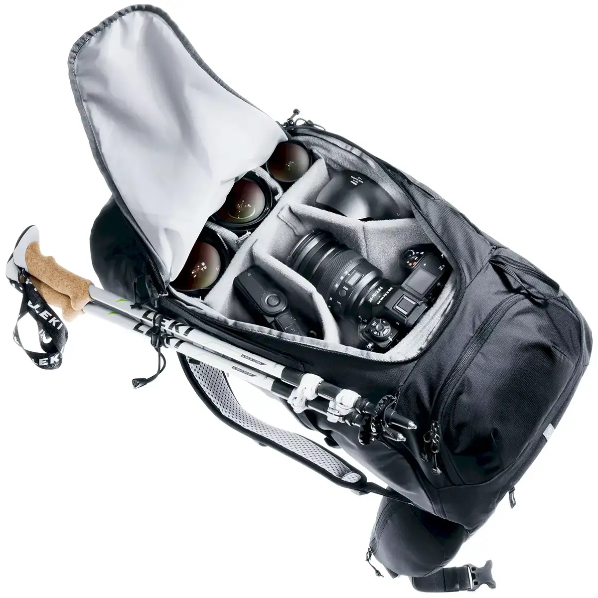 In den gepolsterten Fächern des Deuter Futura Pro 36 Jaypack Fotorucksack - schwarz lassen sich DSLR, Objektive, Stativ und Kameraausrüstung übersichtlich verstauen.