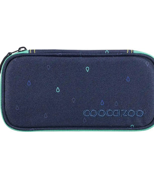 Dunkelblaues Mäppchen mit Reißverschluss und kleinen Tropfenmustern und coocazoo-Branding, perfekt passend zum coocazoo MATE Schulrucksack-Set "Happy Raindrops".