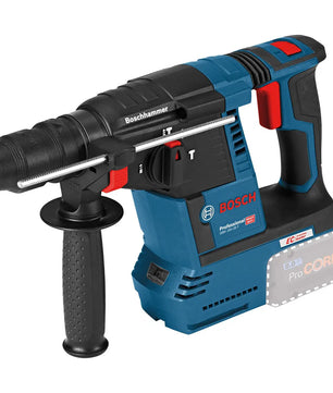 Der Bosch Professional GBH 18V-26 F Akku-Bohrhammer in blau von Bosch, abgebildet mit seitlichem Griff und bürstenlosem Motor, ist ohne angebrachten Akku dargestellt.