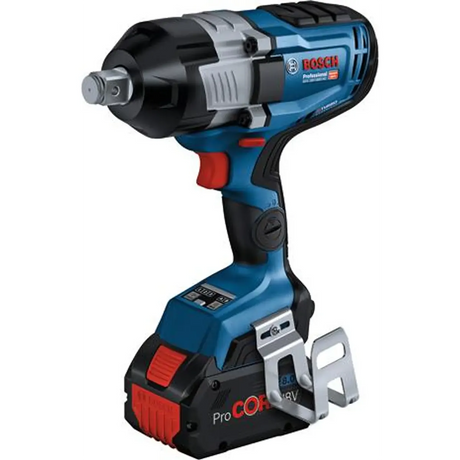 Der Bosch Professional GDS 18V-1600 HC Drehschlagschrauber in Blau von Bosch verfügt über ein kabelloses Design, schwarze und rote Akzente, einen angeschlossenen Akkupack und läuft mit dem effizienten 18V-Akkusystem.