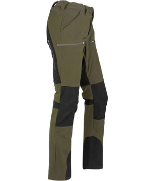 Die Hubertus EMMA Stretch Jagdhose in Größe 50 (grün) ist mit Reißverschlusstaschen, verstärkten Knien und Gesäß sowie Stretchmaterial für hohen Tragekomfort ausgestattet und damit die ideale Outdoor-Hose für jedes Abenteuer.