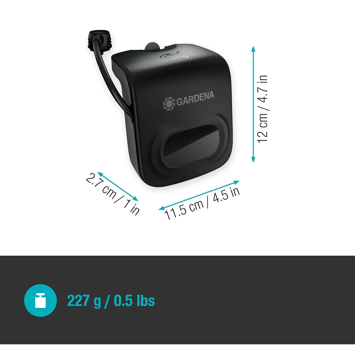 Das GARDENA Antikollisions-Radar 15022-20 in Schwarz mit den Maßen 12 x 11,5 x 2,7 cm und einem Gewicht von 227 g (0,5 lbs) wird vor einem weißen Hintergrund abgebildet. Dieses Gerät der Marke GARDENA eignet sich ideal als Zubehör für Mähroboter und verfügt über die fortschrittliche GARDENA Antikollisions-Radar-Technologie für eine präzise radarbasierte Hinderniserkennung (Radar-Hinderniserkennung).
