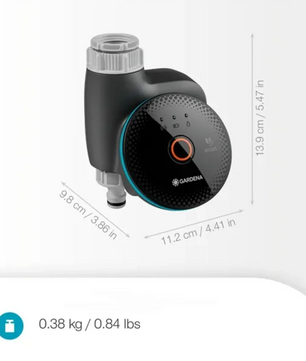 Der GARDENA Smart 19033-20 Bewässerungscomputer in Schwarz ermöglicht eine intelligente Wassersteuerung und eine automatische Bewässerungssteuerung mit Größen- und Gewichtsangaben in Zentimetern, Zoll, Kilogramm und Pfund.