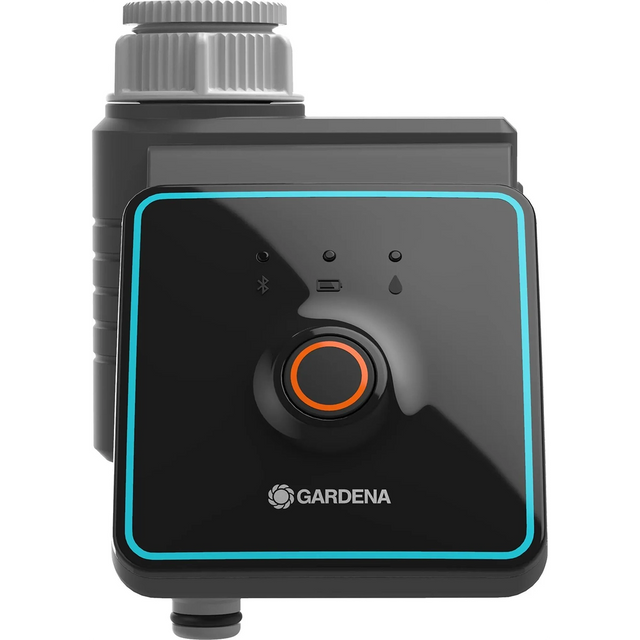 Die GARDENA Bluetooth-Bewässerungssteuerung – grau ermöglicht eine einfache Steuerung der Gartenbewässerung über eine Bluetooth-App. Sie verfügt über eine schwarze Vorderseite, einen orangefarbenen Knopf sowie Anzeigesymbole und wird von GARDENA hergestellt.