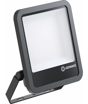 Der Ledvance FL150P100W15KLM840.b LED-Fluter in Schwarz verfügt über ein rechteckiges Design, einen Montagebügel und zeigt das Ledvance-Logo auf der Vorderseite - ideal für vielseitige Beleuchtungsanwendungen.