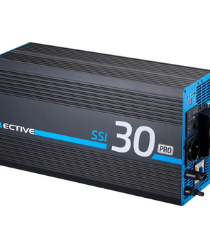Der ECTIVE SSI PRO TN4967 Offgrid-Wechselrichter in Schwarz verfügt auf einer Seite über mehrere Anschlüsse.