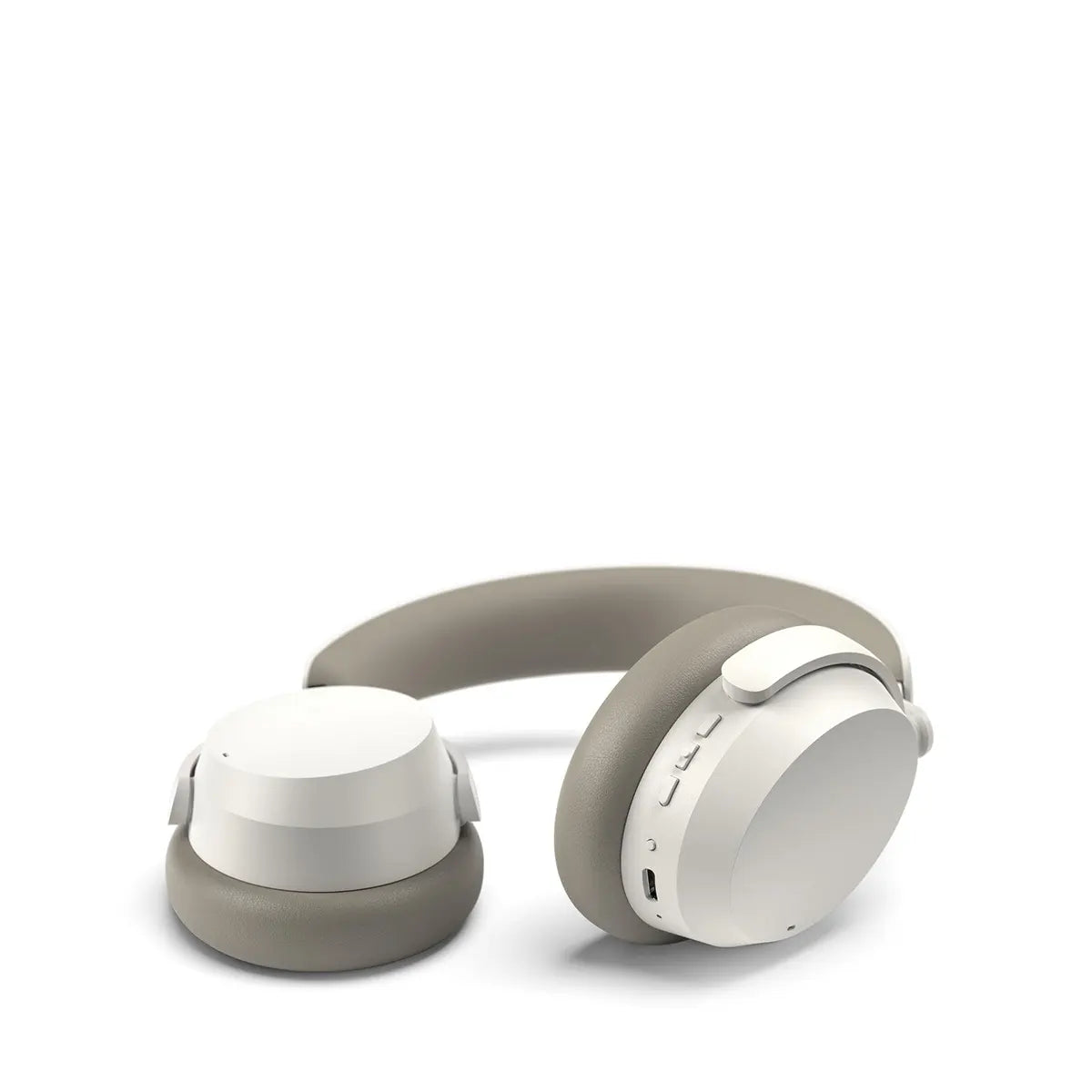 Der Sennheiser ACCENTUM Wireless Kopfhörer - weiß, mit Hybrid Active Noise Cancelling und Bedientasten, ist auf weißem Hintergrund liegend abgebildet.