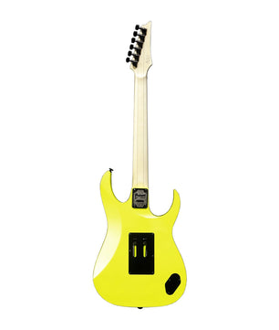 Die Ibanez Genesis RG550L-DY E-Gitarre - Gelb wird von hinten gezeigt und hebt die Stimmmechaniken sowie die Rückseite der Elektronikabdeckung hervor. Die hochwertige Verarbeitung von Ibanez ist deutlich sichtbar.