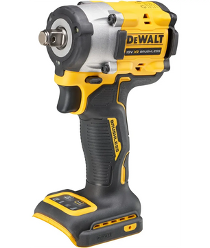 Abgebildet ist ein gelber DEWALT DCF921 Akku-Schlagschrauber ohne Akku, ausgestattet mit einem 18V XR bürstenlosen Motor.