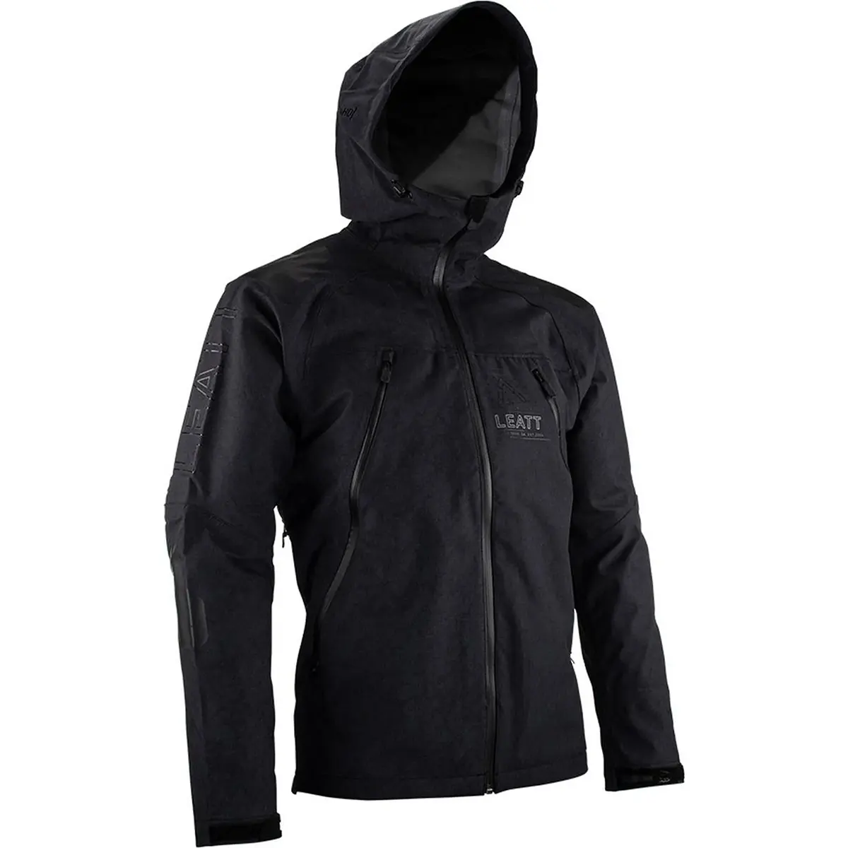 Die Leatt HydraDri 5.0 MTB Jacke in Größe M, schwarz, verfügt über eine Kapuze, Reißverschlusstaschen, LEATT Branding auf der Brust und verwendet HydraDri Membran für wasserdichten Schutz; abgebildet auf weißem Hintergrund.