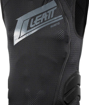 Die Leatt 3DF Protektorenweste (Größe L/XL, schwarz) bietet dank EN 1621-2 Level 2 zertifiziertem Rückenprotektor optimalen Schutz beim MTB. Mit Seitenreißverschluss, Mesh für Belüftung und Leatt Logo.