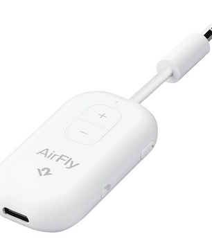 Der Twelve South AirFly Pro 2 Bluetooth-Audioanschluss in Weiß ist ein kabelloser Audioadapter mit Lautstärketasten und einem 3,5-mm-Klinkenstecker – ideal für die Verwendung von Bluetooth-Kopfhörern.