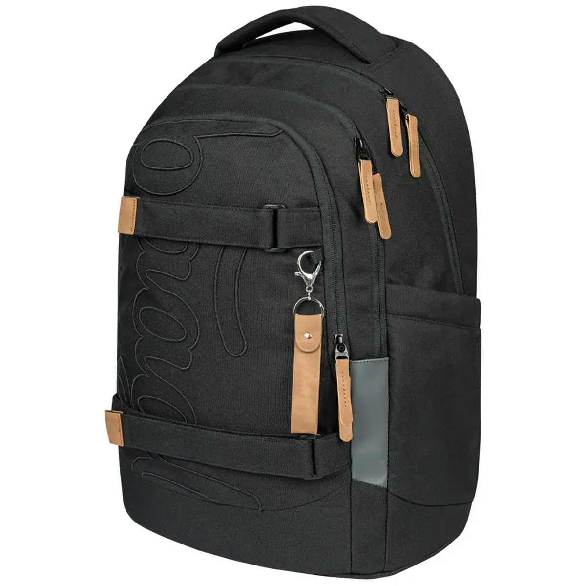Der Baagl Skate Max Schulrucksack - schwarz verfügt über braune Reißverschlüsse, eine Seitentasche, eine dezente Logoprägung auf der Vorderseite und eine praktische Skateboardhalterung für den einfachen Transport des Boards.