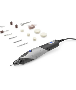 Das Dremel Stylo+ Multifunktionswerkzeug – grau der Marke Dremel mit verschiedenen Aufsätzen und Zubehörteilen wird vor einem weißen Hintergrund präsentiert.