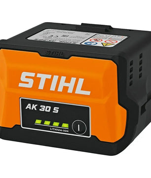 STIHL AK-30 S Akku - schwarz, Teil des STIHL AK-Systems, nutzt fortschrittliche Lithium-Ionen-Technologie und besitzt eine LED-Ladestandsanzeige.