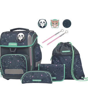 Das Schneiders Ergolite "Mint Meadow" 9-teiliges Schulranzen-Set bietet ergonomischen Komfort, einen leichten Rucksack, Taschen, Etuis und Charms im frischen Design - ideal für Kinder.